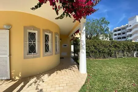 Villa Orange Pool